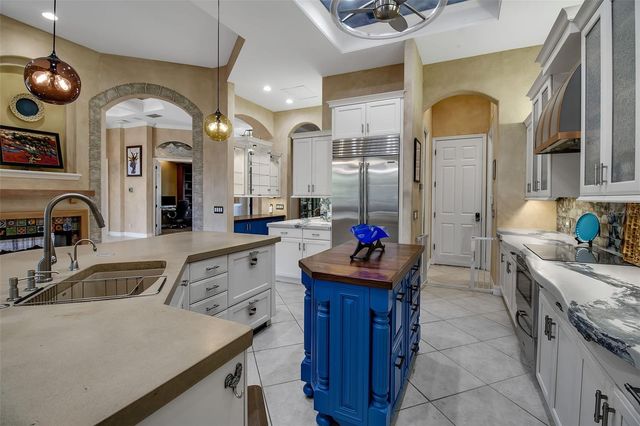 8116 LONE TREE GLEN, Lakewood Ranch, FL 34202