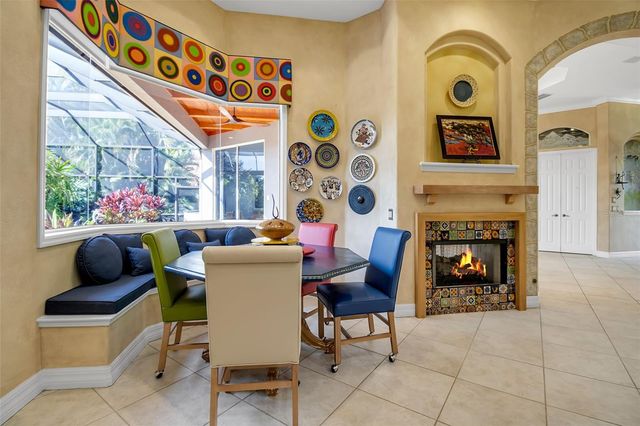 8116 LONE TREE GLEN, Lakewood Ranch, FL 34202