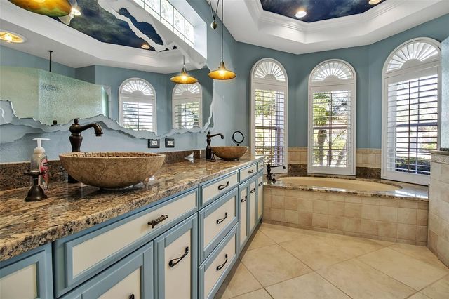 8116 LONE TREE GLEN, Lakewood Ranch, FL 34202