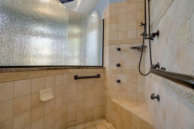 8116 LONE TREE GLEN, Lakewood Ranch, FL 34202