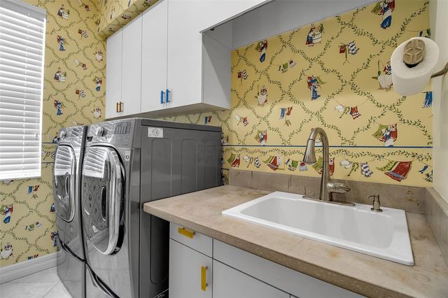 8116 LONE TREE GLEN, Lakewood Ranch, FL 34202