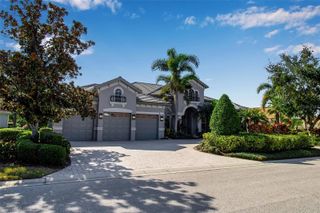 8116 LONE TREE GLEN, Lakewood Ranch, FL 34202