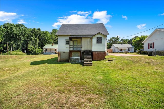 425 Pennsylvania Avenue, Greer, SC 29650