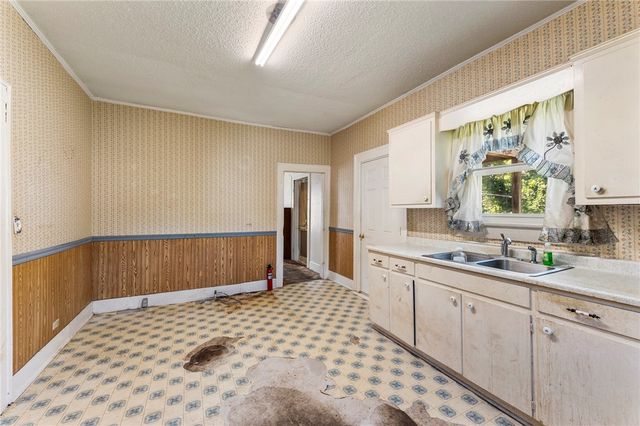 425 Pennsylvania Avenue, Greer, SC 29650