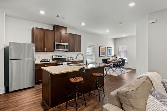 705 Charles Hardy Parkway 250-T, Dallas, GA 30157