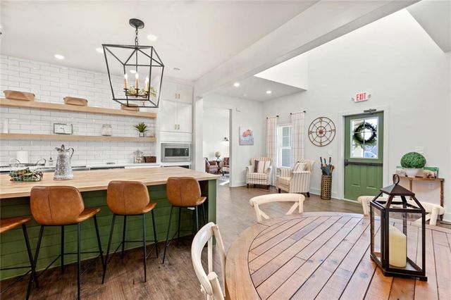 705 Charles Hardy Parkway 250-T, Dallas, GA 30157