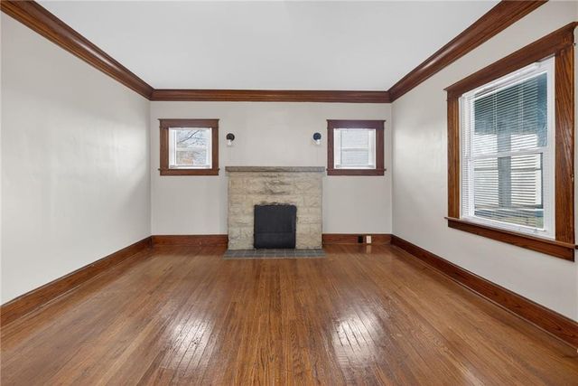 1420 S 33rd Street, Kansas City, KS 66106