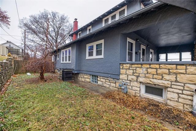 1420 S 33rd Street, Kansas City, KS 66106