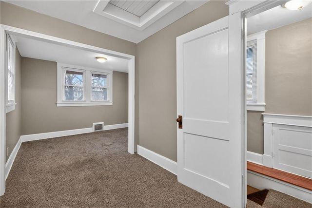 1420 S 33rd Street, Kansas City, KS 66106