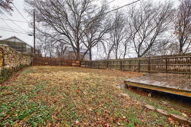 1420 S 33rd Street, Kansas City, KS 66106