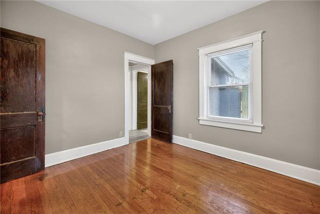 1420 S 33rd Street, Kansas City, KS 66106