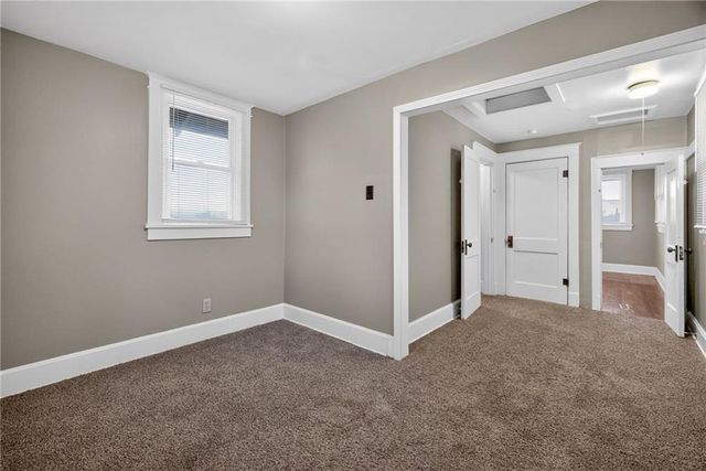 1420 S 33rd Street, Kansas City, KS 66106