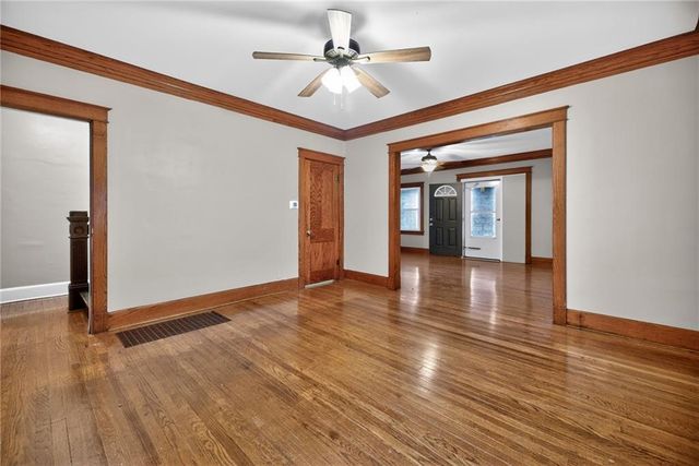 1420 S 33rd Street, Kansas City, KS 66106