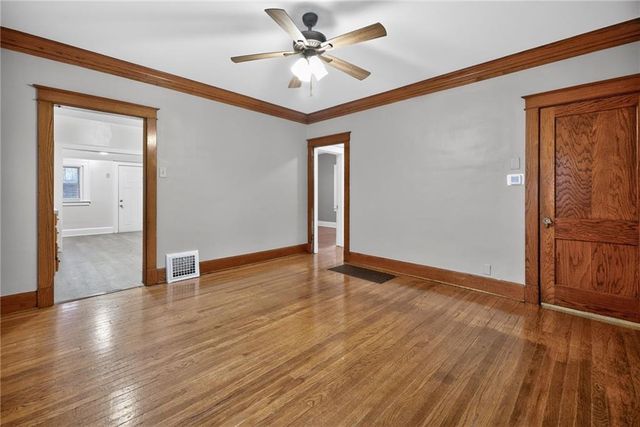 1420 S 33rd Street, Kansas City, KS 66106