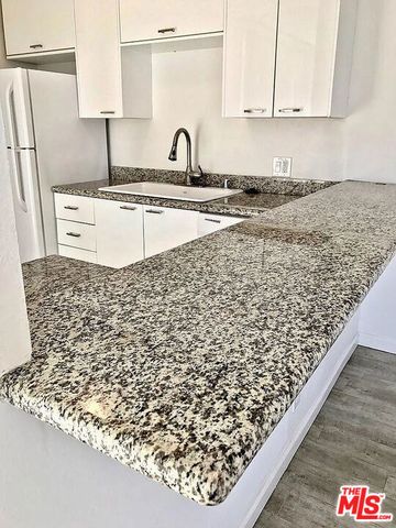 922 N Hudson Avenue 1, Los Angeles, CA 90038