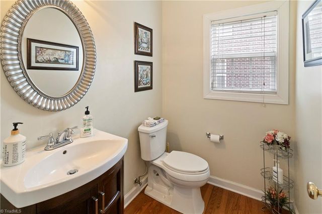 108 Olde Salem Drive, Jamestown, NC 27282