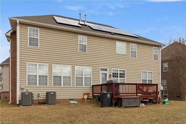 108 Olde Salem Drive, Jamestown, NC 27282
