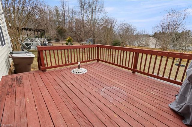 108 Olde Salem Drive, Jamestown, NC 27282