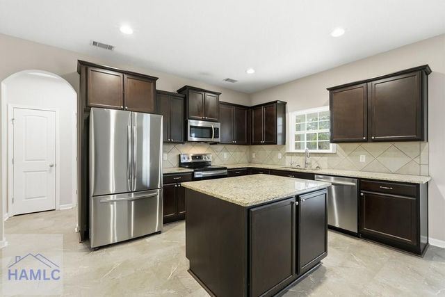 67 Sapwood Way, Hinesville, GA 31313