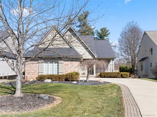 5380 Versailles Avenue, Genoa Township, MI 48116