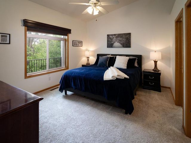 13877 Ventura Place, Savage, MN 55378