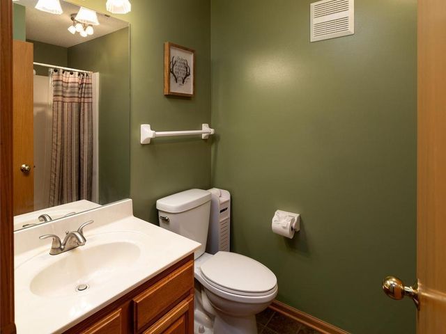 13877 Ventura Place, Savage, MN 55378