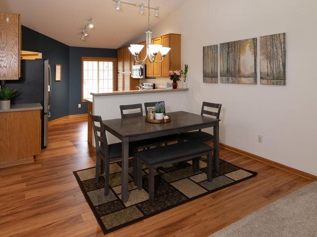13877 Ventura Place, Savage, MN 55378