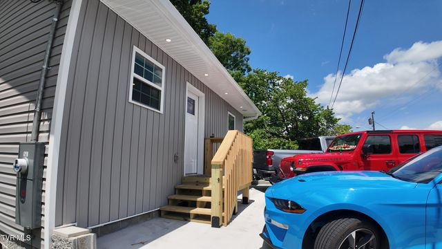 2984 Ashley Street, Kingsport, TN 37664
