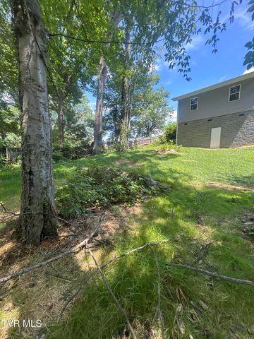 2984 Ashley Street, Kingsport, TN 37664