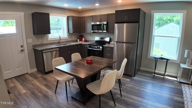 2984 Ashley Street, Kingsport, TN 37664