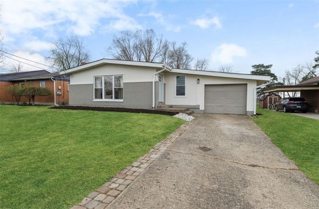 17 Desales Avenue, Lebanon, OH 45036