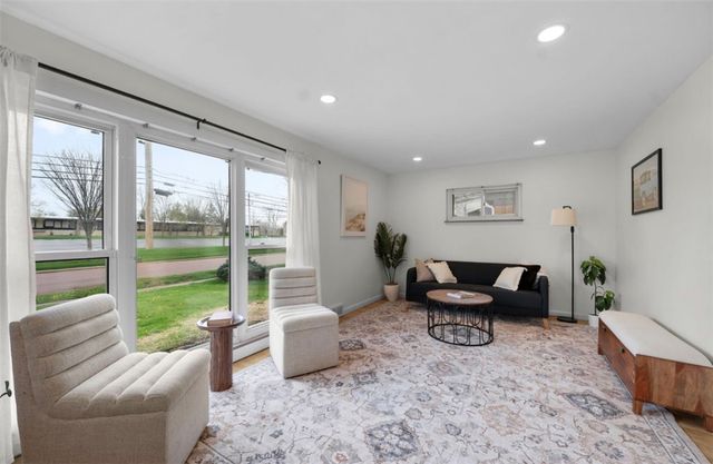 17 Desales Avenue, Lebanon, OH 45036