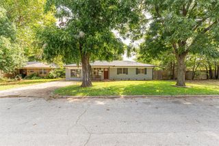 2328 S Krowse Drive, Del City, OK 73115