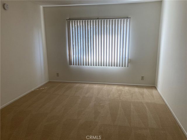8505 Columbus Avenue 111, North Hills, CA 91343