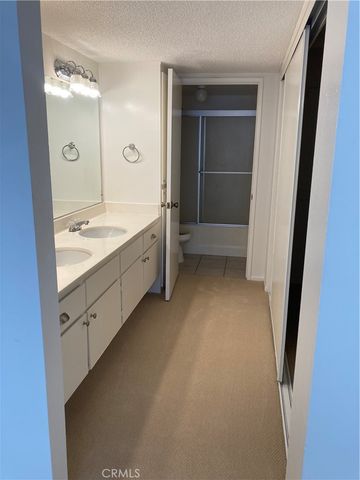 8505 Columbus Avenue 111, North Hills, CA 91343
