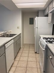 8505 Columbus Avenue 111, North Hills, CA 91343