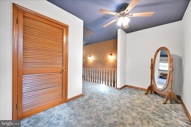 107 MOONSHINE RD, Jonestown, PA 17038