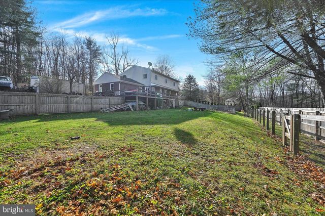 107 MOONSHINE RD, Jonestown, PA 17038