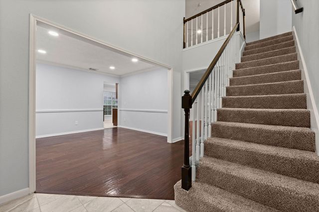 22 Windledge Place, The Woodlands, TX 77381