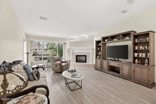 74 FOX VALLEY Drive, Orange Park, FL 32073