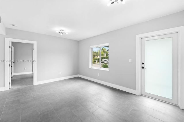 2361 NW 15th St 2361, Miami, FL 33125