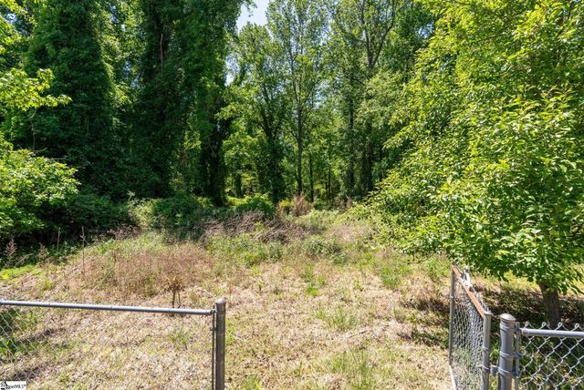 7 Stadium Drive, Greenville, SC 29609