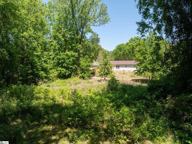 7 Stadium Drive, Greenville, SC 29609