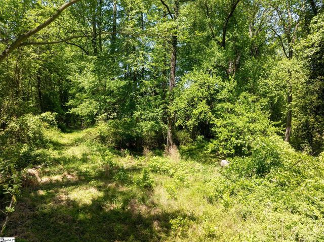 7 Stadium Drive, Greenville, SC 29609