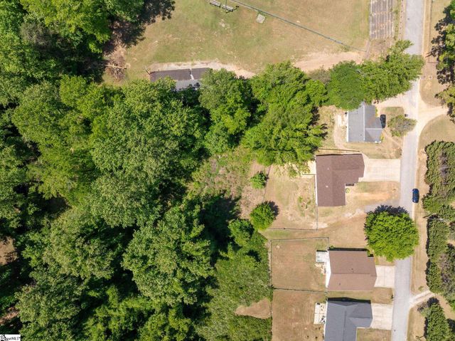 7 Stadium Drive, Greenville, SC 29609