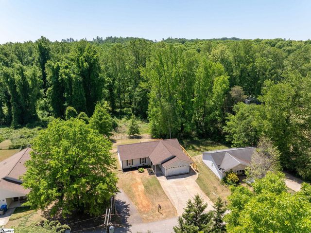 7 Stadium Drive, Greenville, SC 29609