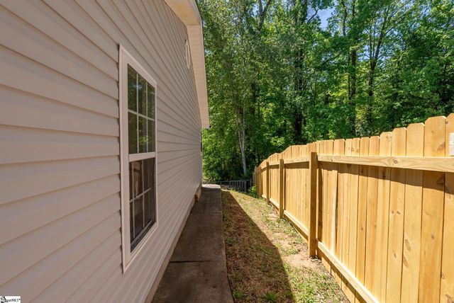 7 Stadium Drive, Greenville, SC 29609