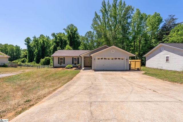 7 Stadium Drive, Greenville, SC 29609