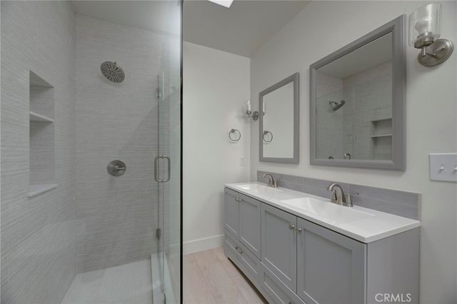 931 Manhattan Avenue, Hermosa Beach, CA 90254