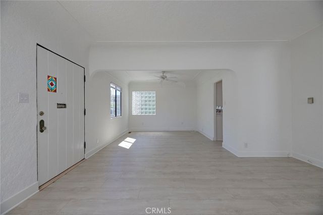 931 Manhattan Avenue, Hermosa Beach, CA 90254